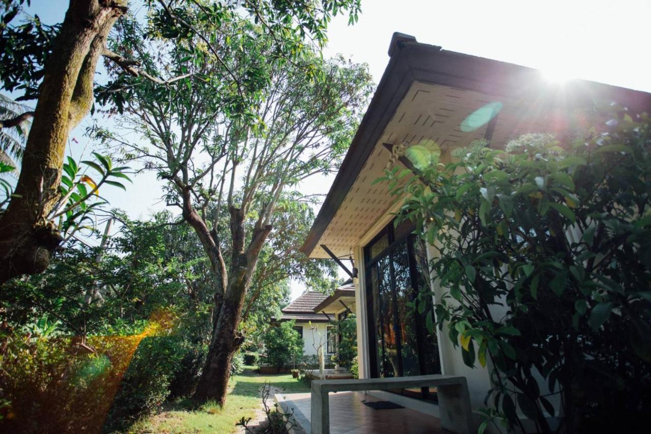 Baan Klong Resort Damnönszaduak Kültér fotó