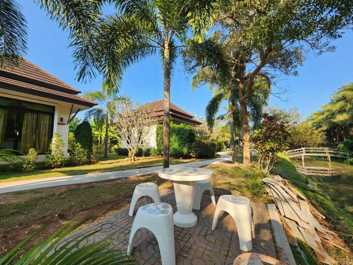 Baan Klong Resort Damnönszaduak Kültér fotó